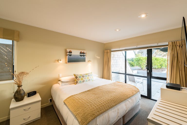 Pioneer Apartments Paihia NZD Pioneer Waterfront Apartments